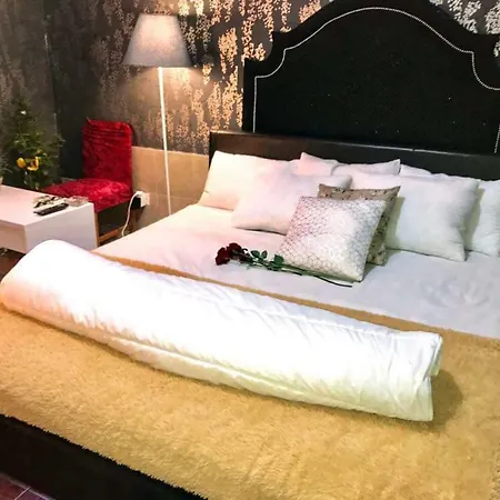 Coral Bay Boutique 招待所 佩亚